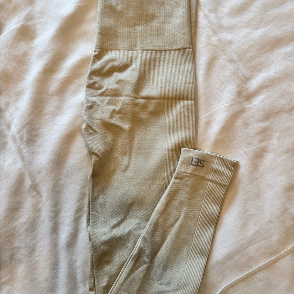 SET Beige Leggings